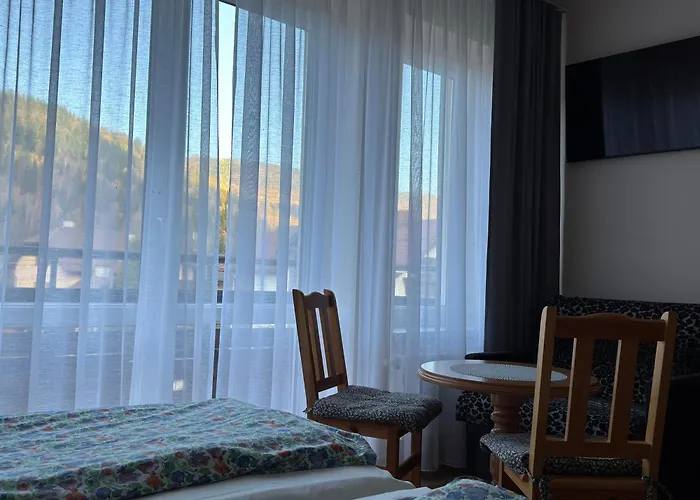 Goscinne Zbojnik شتوروك